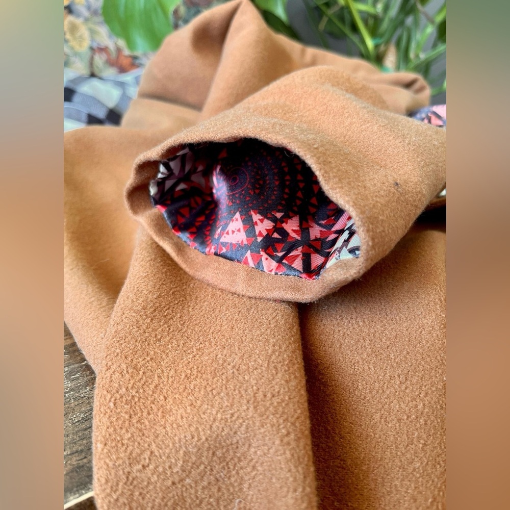 Embroidered coat, crafted from upcycled blanket, fully lined, ladies' size XS-S - Picture 9 of 11